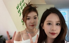 jk制服白丝美女被调教视频